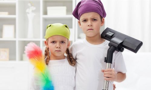 kids doing the house work